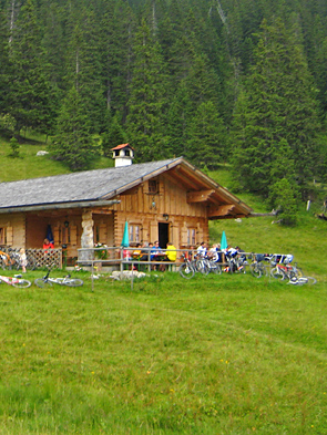 bei Radfahrern beliebt - die Enningalm enningalm